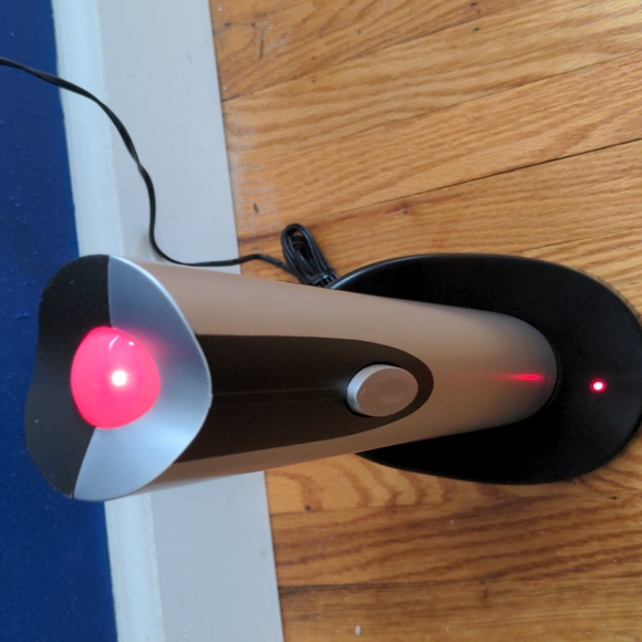 Oster Electric Wine Opener - Picture 3 of 4